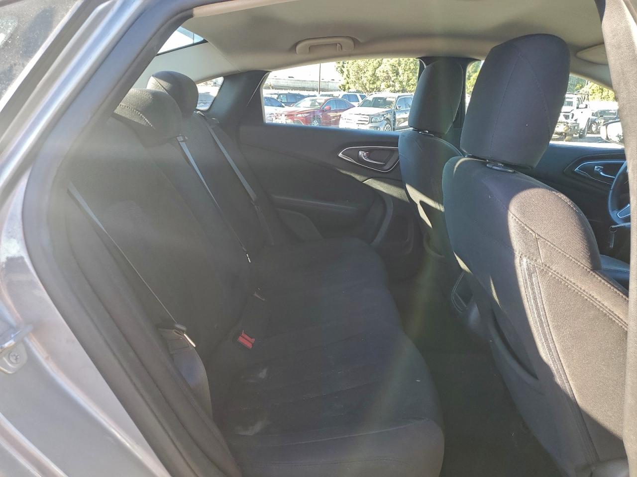 2015 CHRYSLER 200 LIMITED photo 10