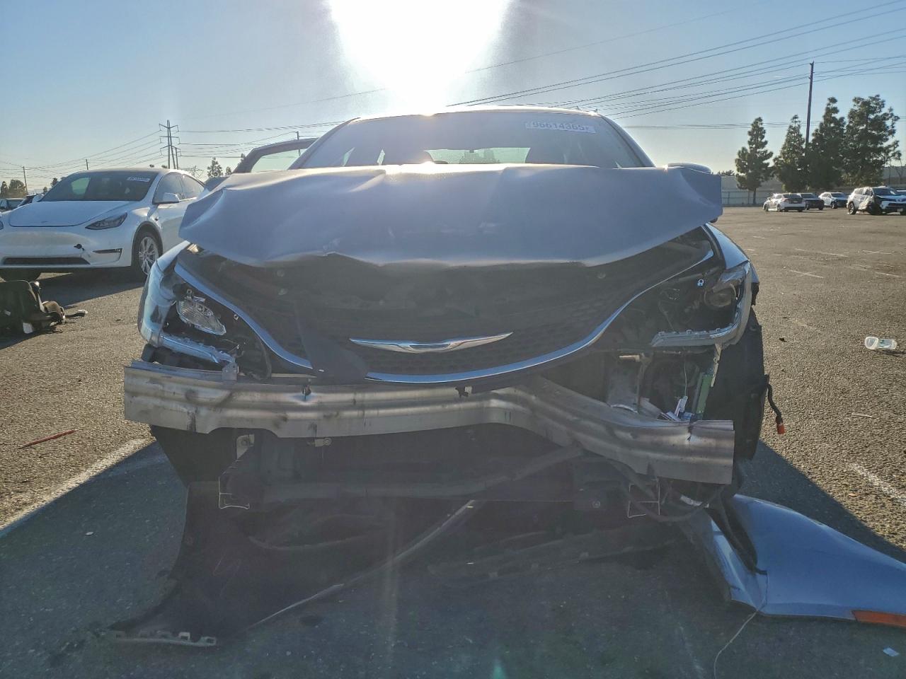 2015 CHRYSLER 200 LIMITED photo 5