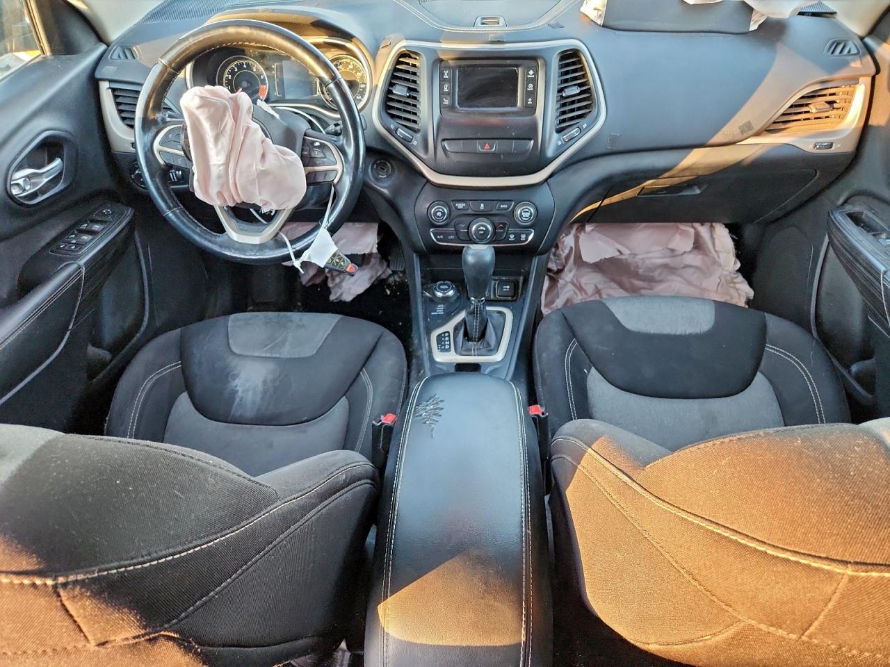 2014 JEEP CHEROKEE LATITUDE photo 8