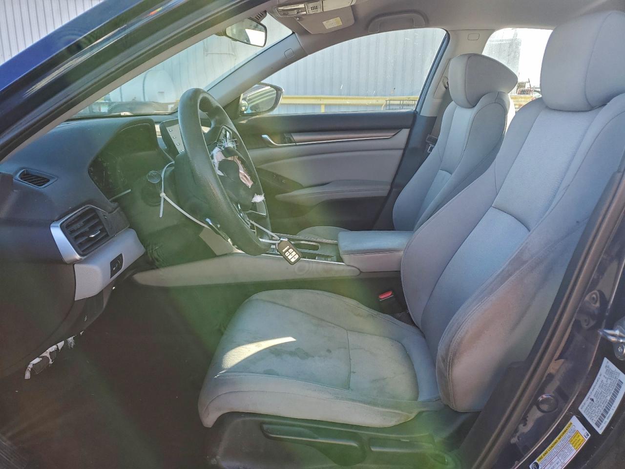 2018 HONDA ACCORD HYBRID photo 7