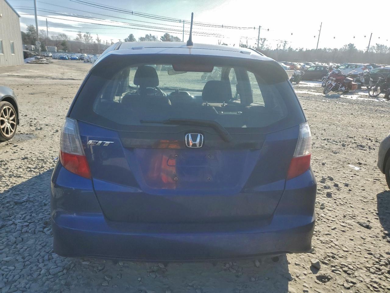 2011 HONDA FIT SPORT photo 6