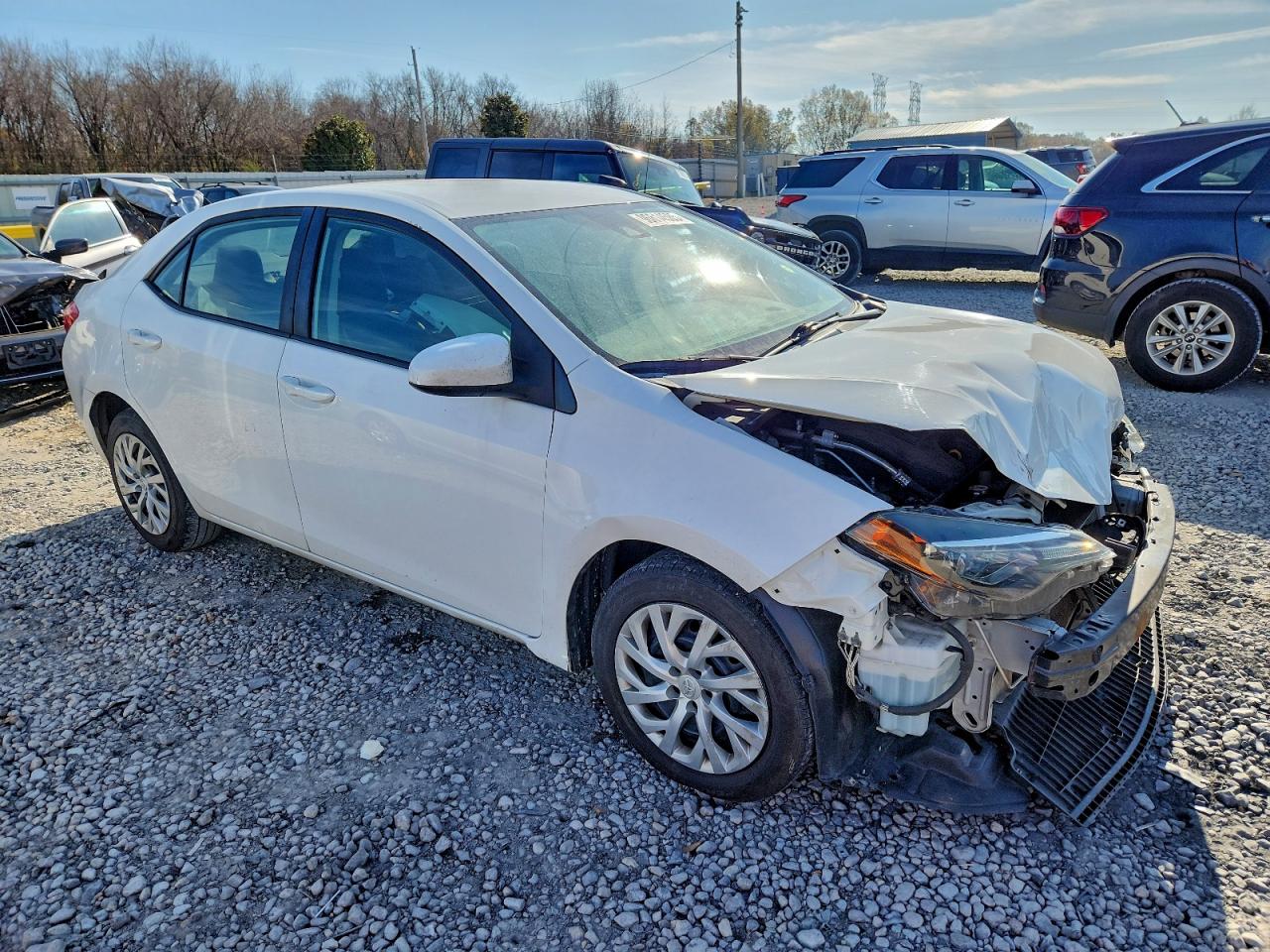 2019 TOYOTA COROLLA L photo 4
