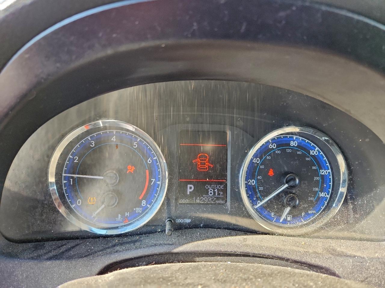 2019 TOYOTA COROLLA L photo 9