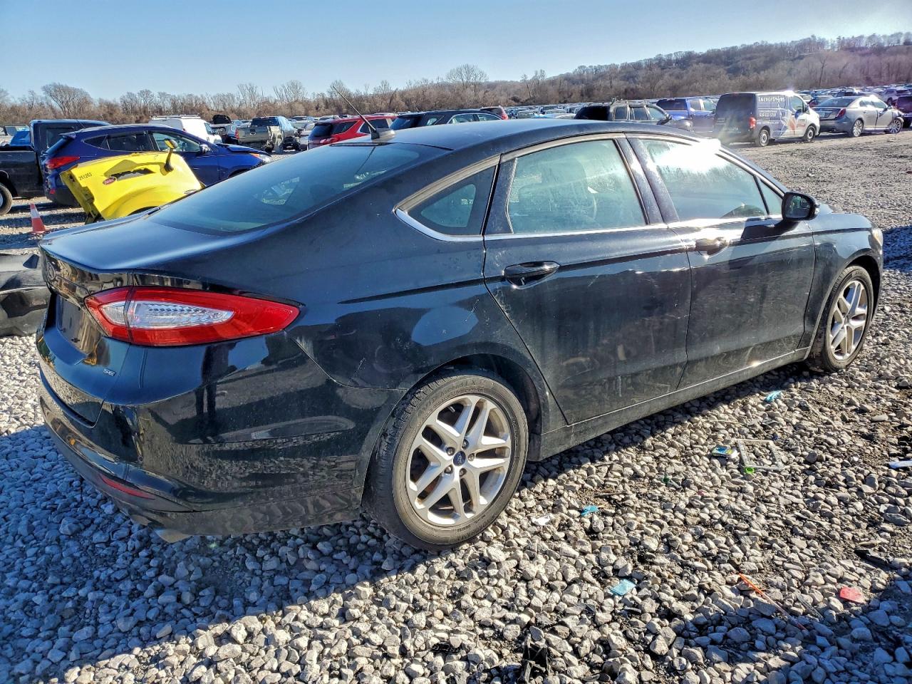 2016 FORD FUSION SE photo 3