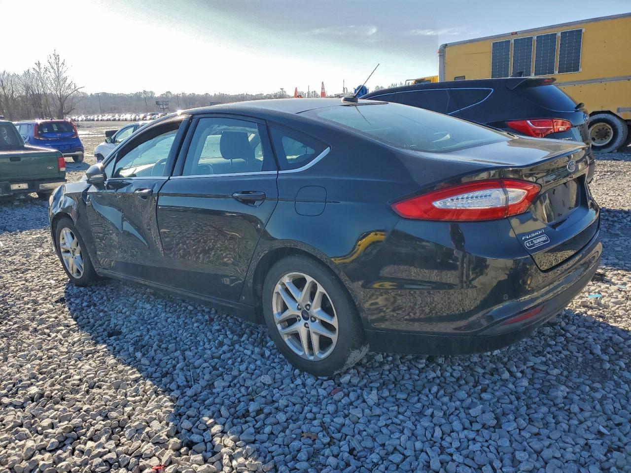 2016 FORD FUSION SE photo 2