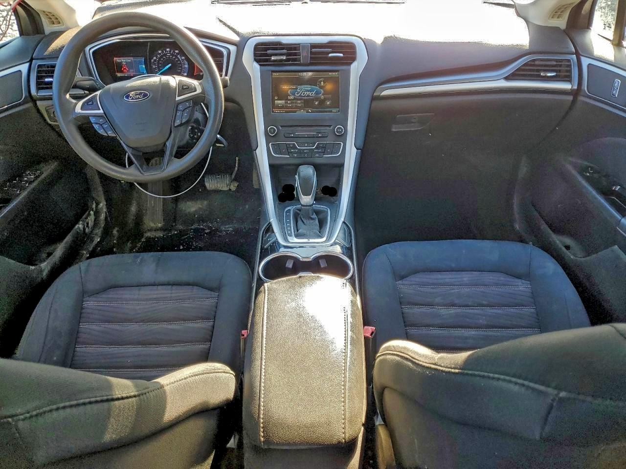 2016 FORD FUSION SE photo 8