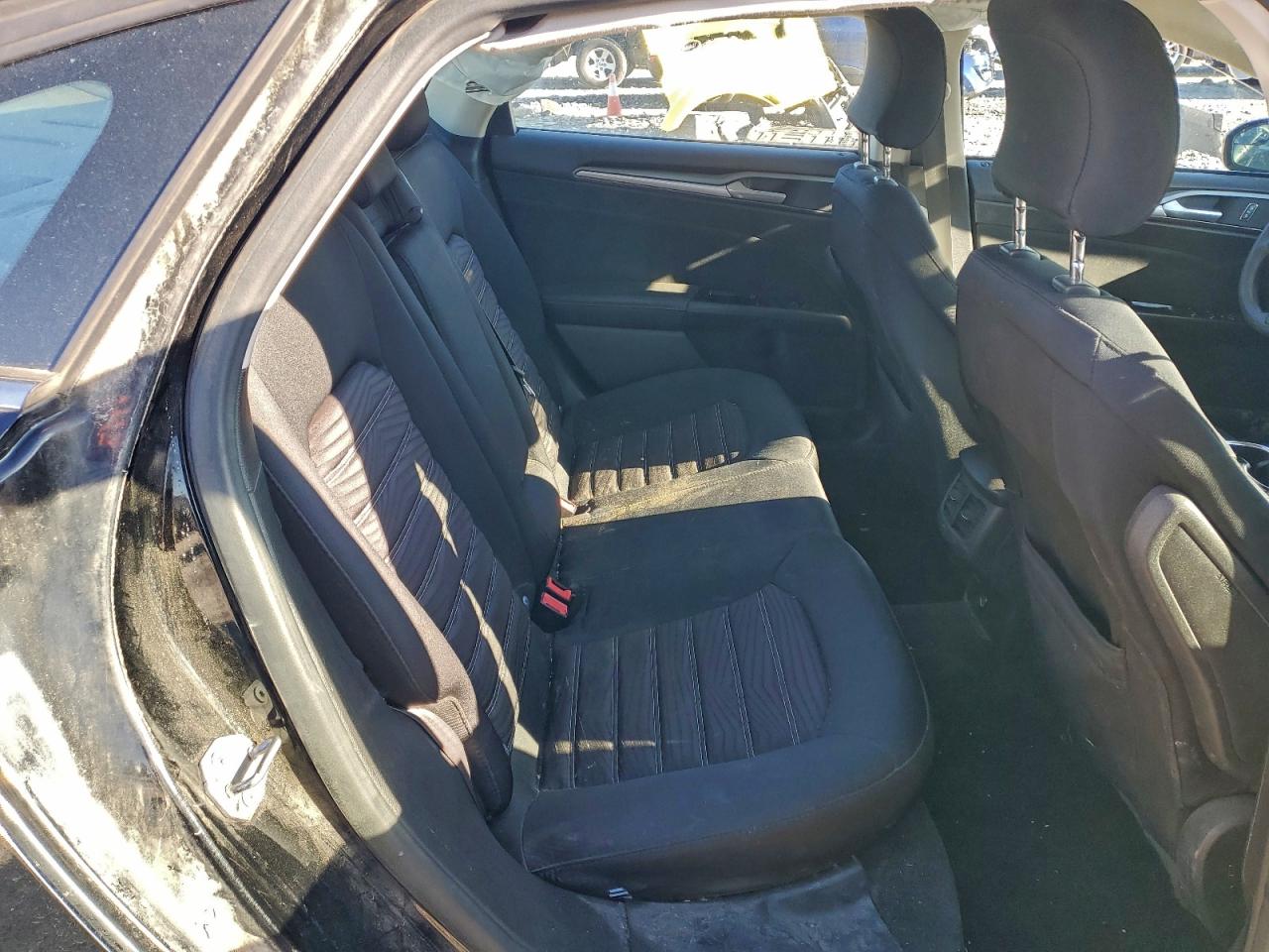 2016 FORD FUSION SE photo 10
