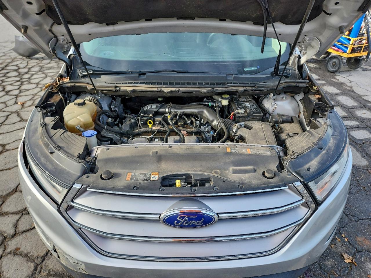 2017 FORD EDGE SE photo 12