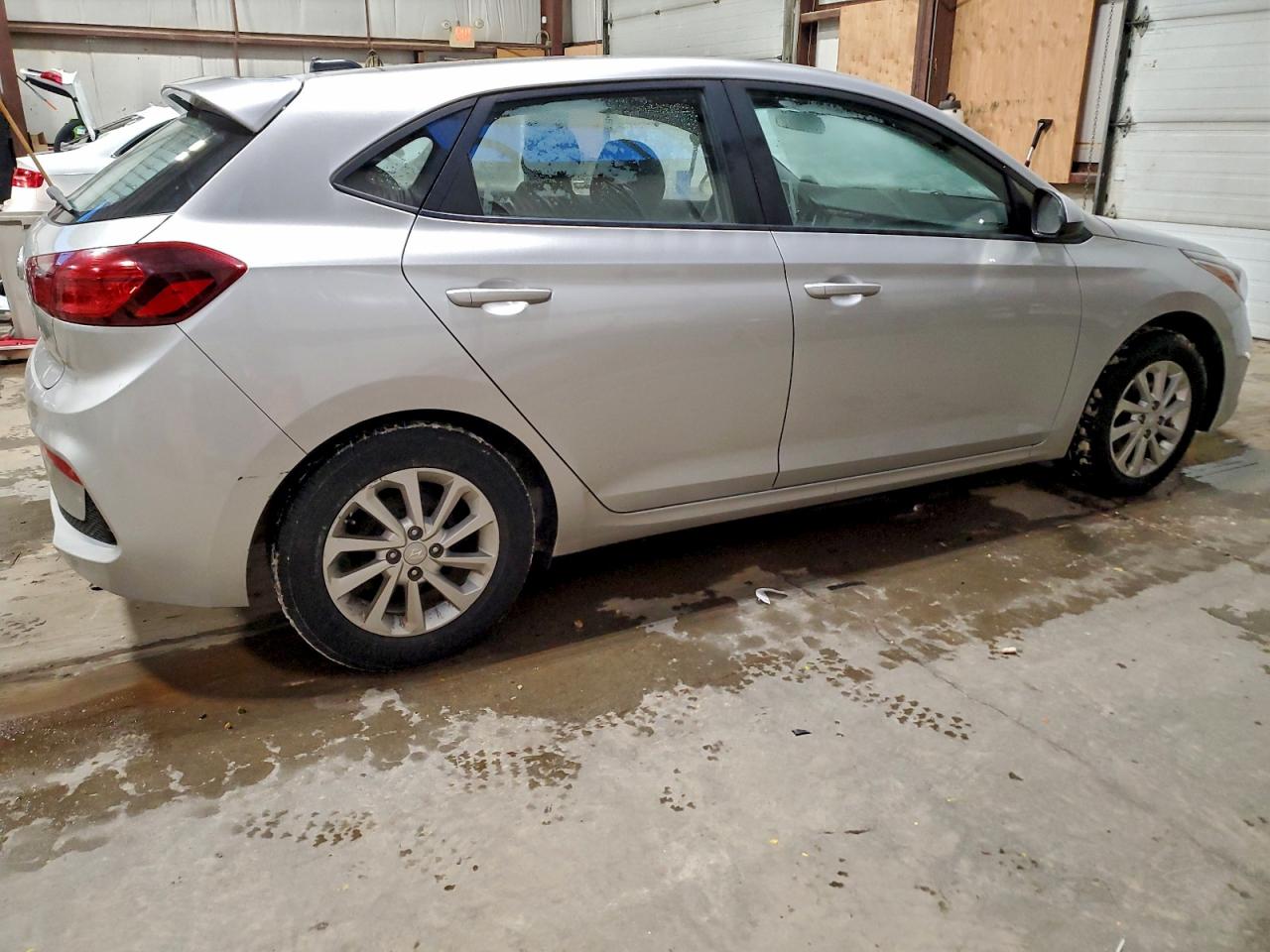 2019 HYUNDAI ACCENT SE photo 3