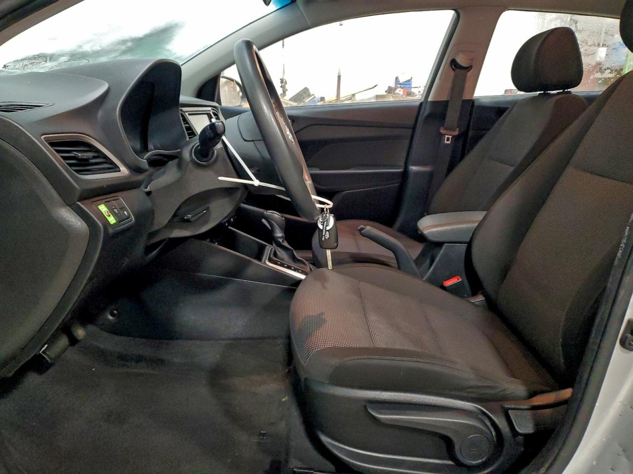2019 HYUNDAI ACCENT SE photo 7