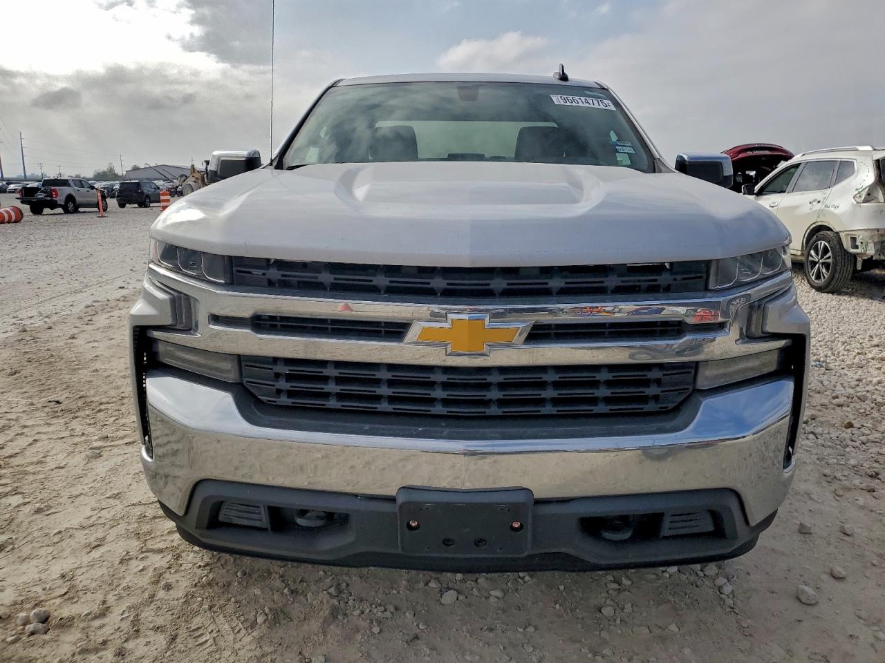 2020 CHEVROLET SILVERADO K1500 LT photo 5