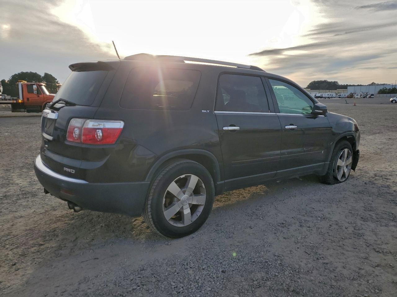 2010 GMC ACADIA SLT-1 photo 3