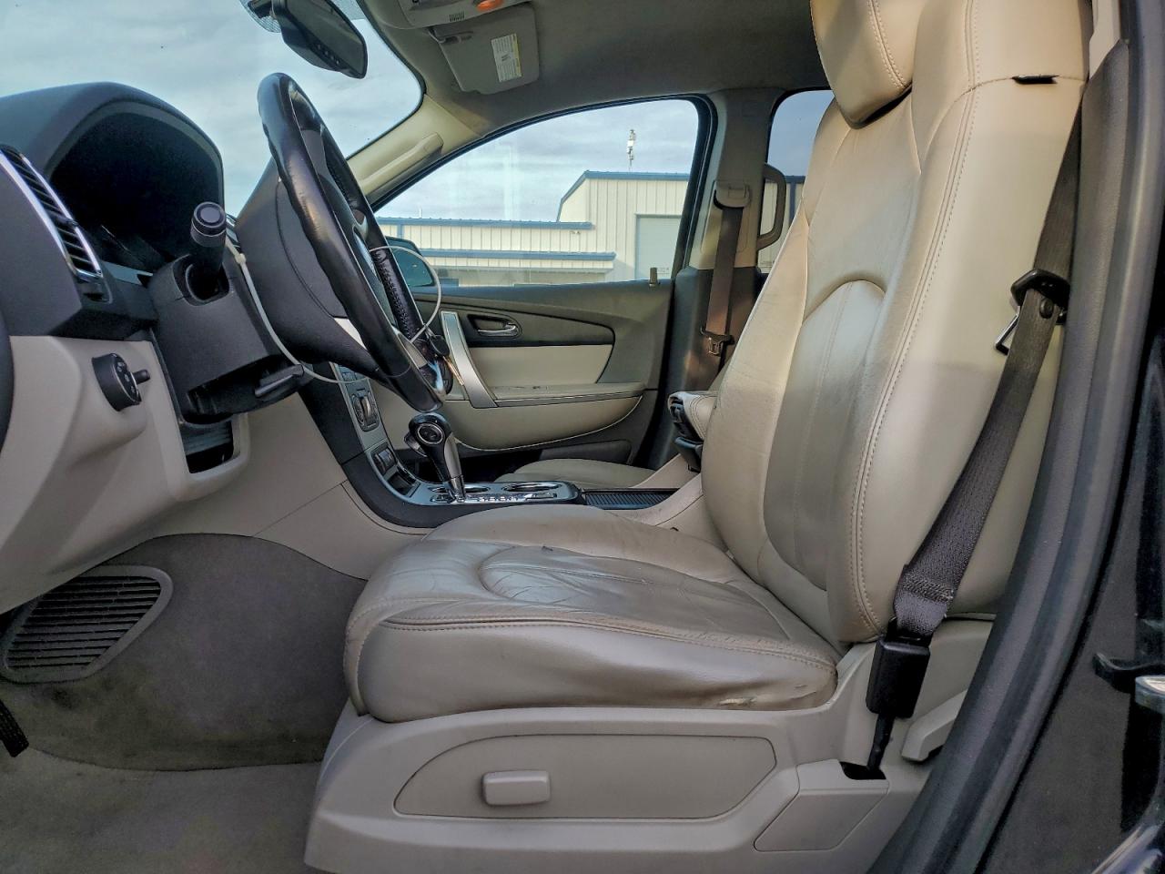 2010 GMC ACADIA SLT-1 photo 7