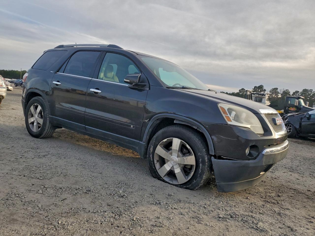 2010 GMC ACADIA SLT-1 photo 4
