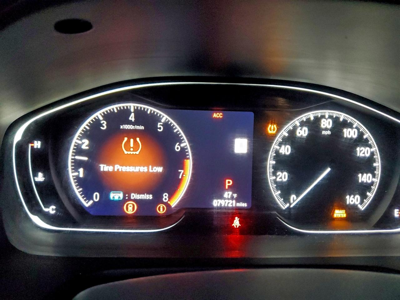 2018 HONDA ACCORD LX photo 9