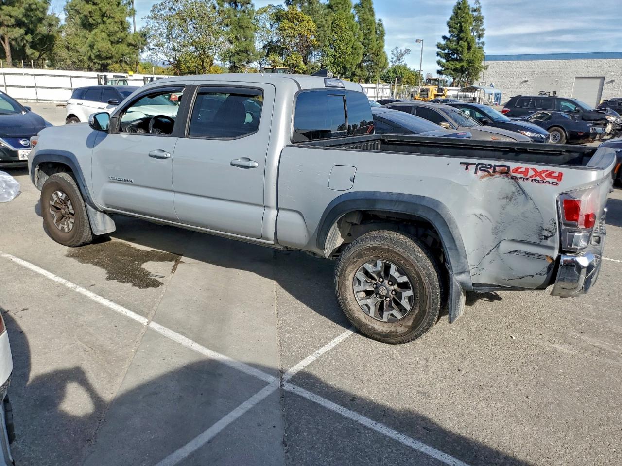 2019 TOYOTA TACOMA DOUBLE CAB photo 2