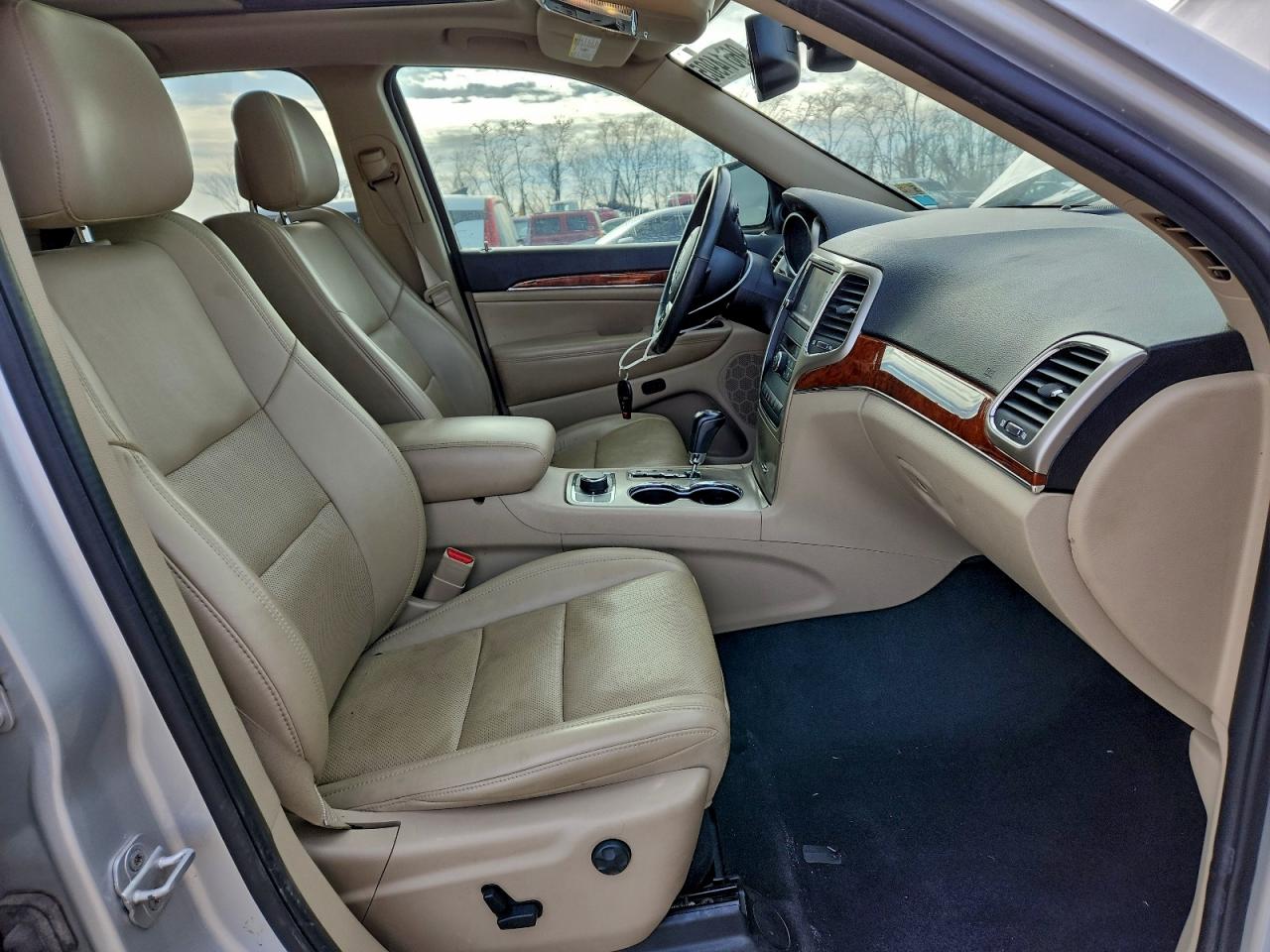 2011 JEEP GRAND CHEROKEE LIMITED photo 7