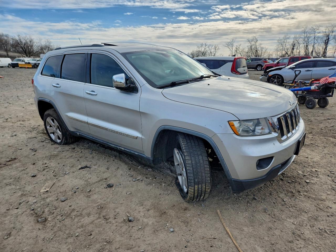 2011 JEEP GRAND CHEROKEE LIMITED photo 4