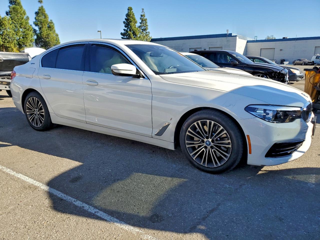 2019 BMW 530E photo 4