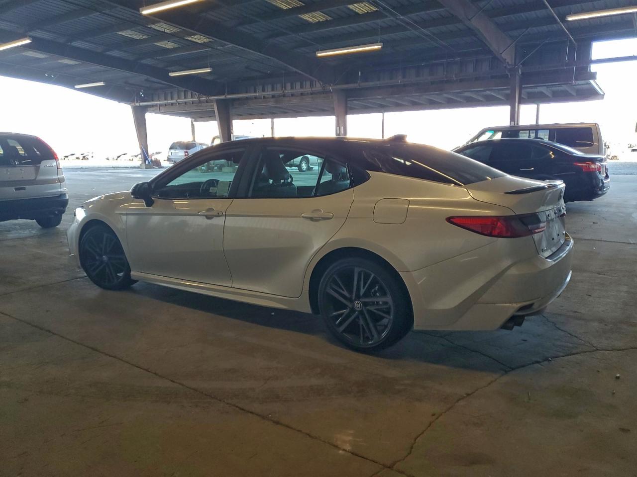 2025 TOYOTA CAMRY XSE photo 2