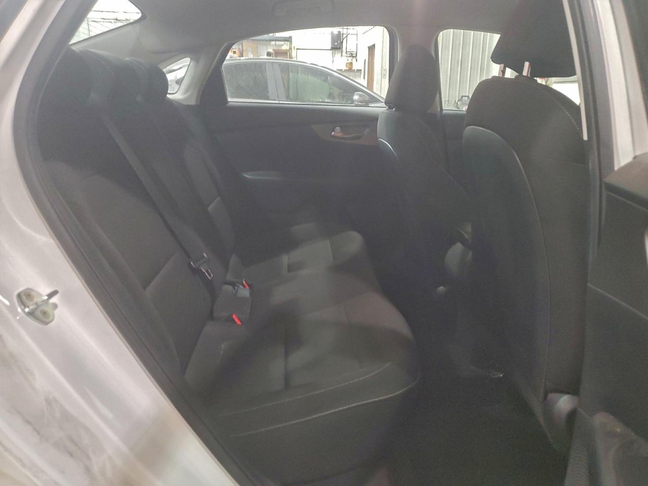 2021 KIA FORTE FE photo 10