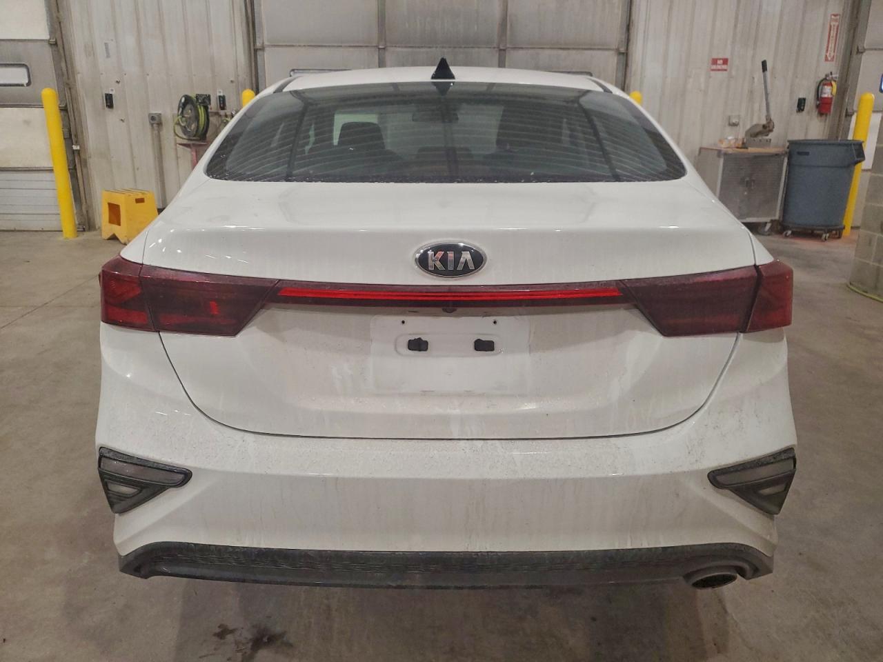 2021 KIA FORTE FE photo 6