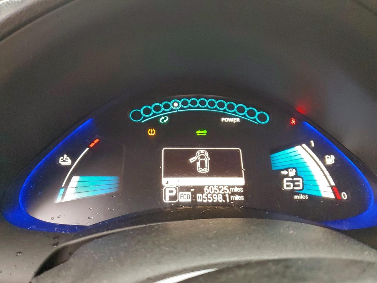 2013 NISSAN LEAF S photo 9