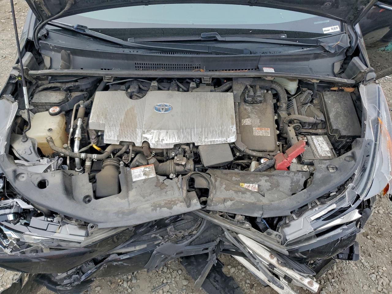 2019 TOYOTA PRIUS photo 11