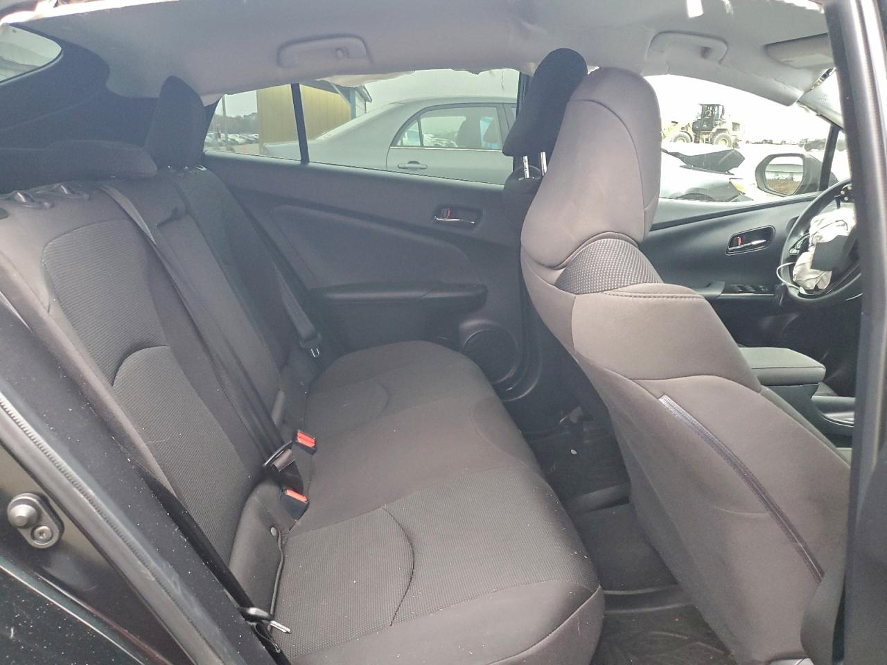 2019 TOYOTA PRIUS photo 10