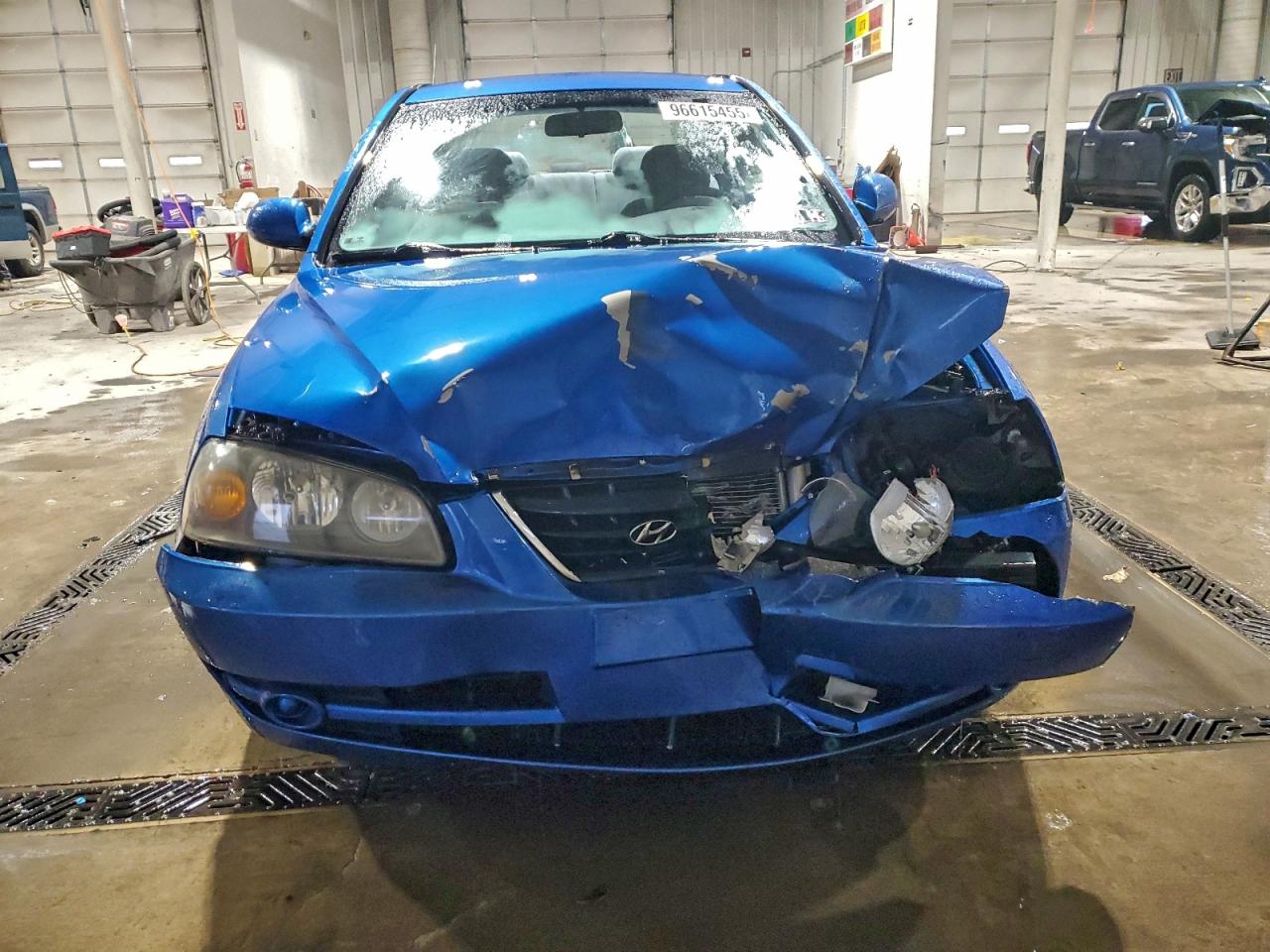 2005 HYUNDAI ELANTRA GLS photo 5