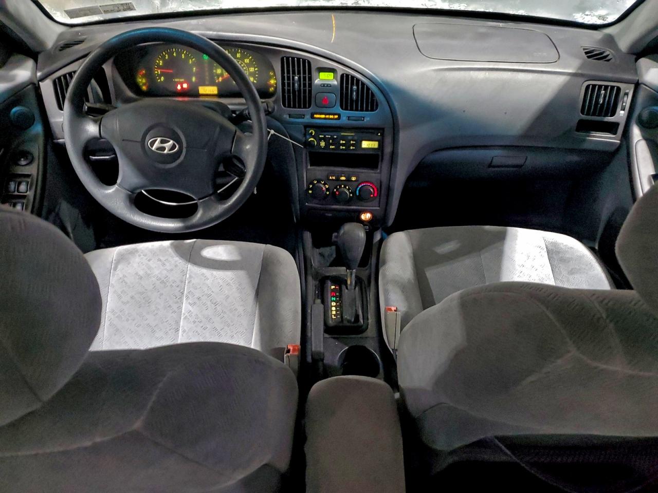 2005 HYUNDAI ELANTRA GLS photo 8