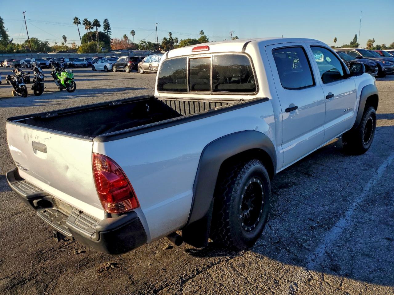 2013 TOYOTA TACOMA DOUBLE CAB photo 3