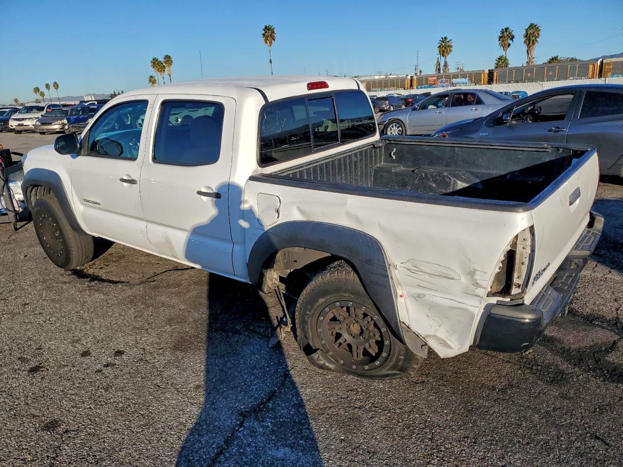 2013 TOYOTA TACOMA DOUBLE CAB photo 2