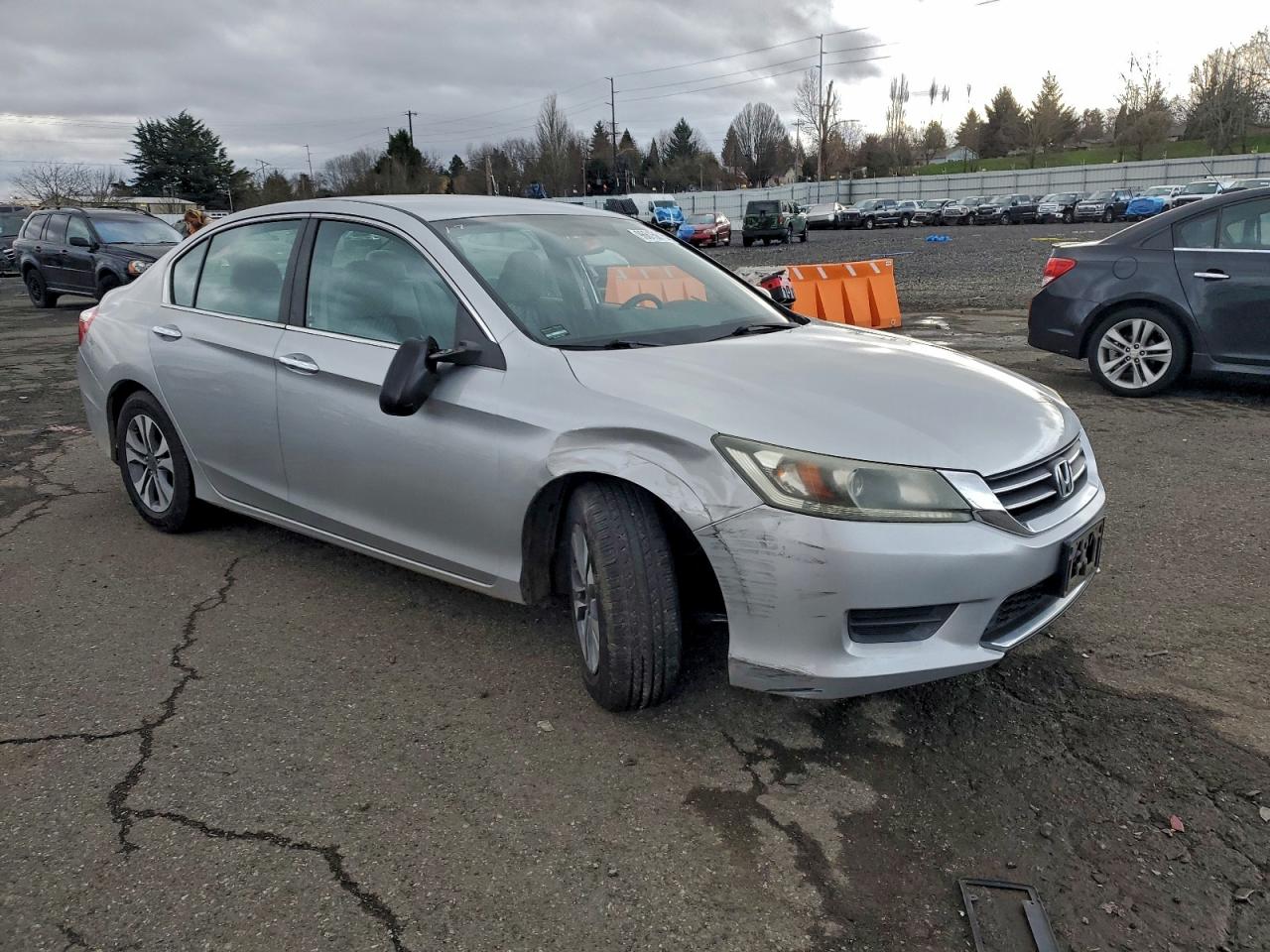 2015 HONDA ACCORD photo 4