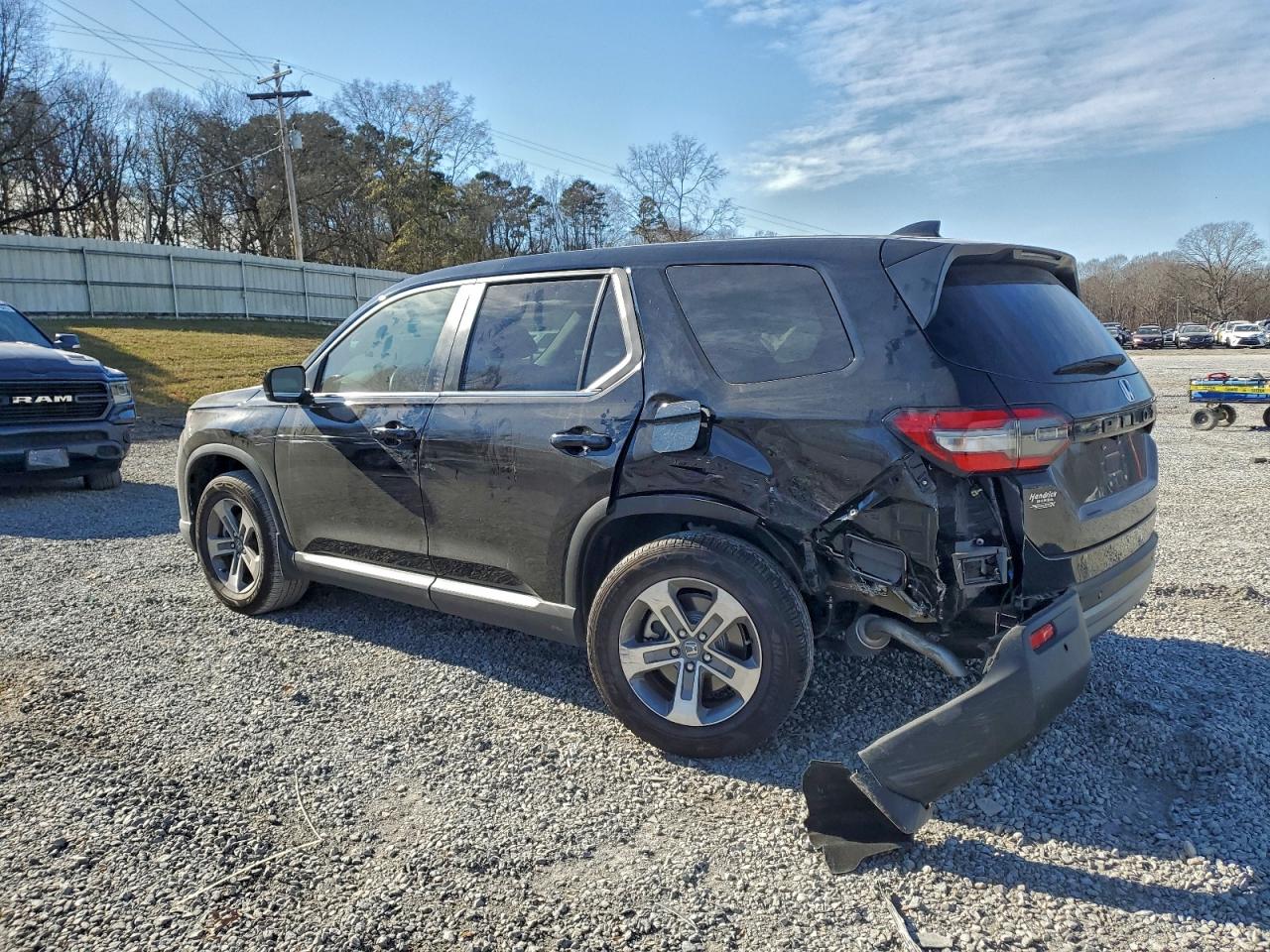 2025 HONDA PILOT EXL photo 2