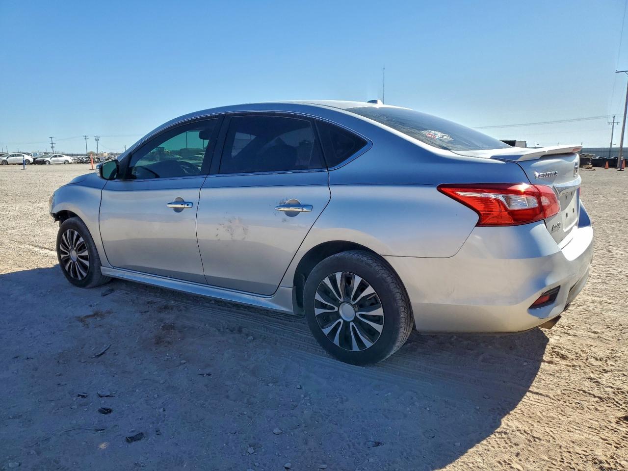2016 NISSAN SENTRA S photo 2