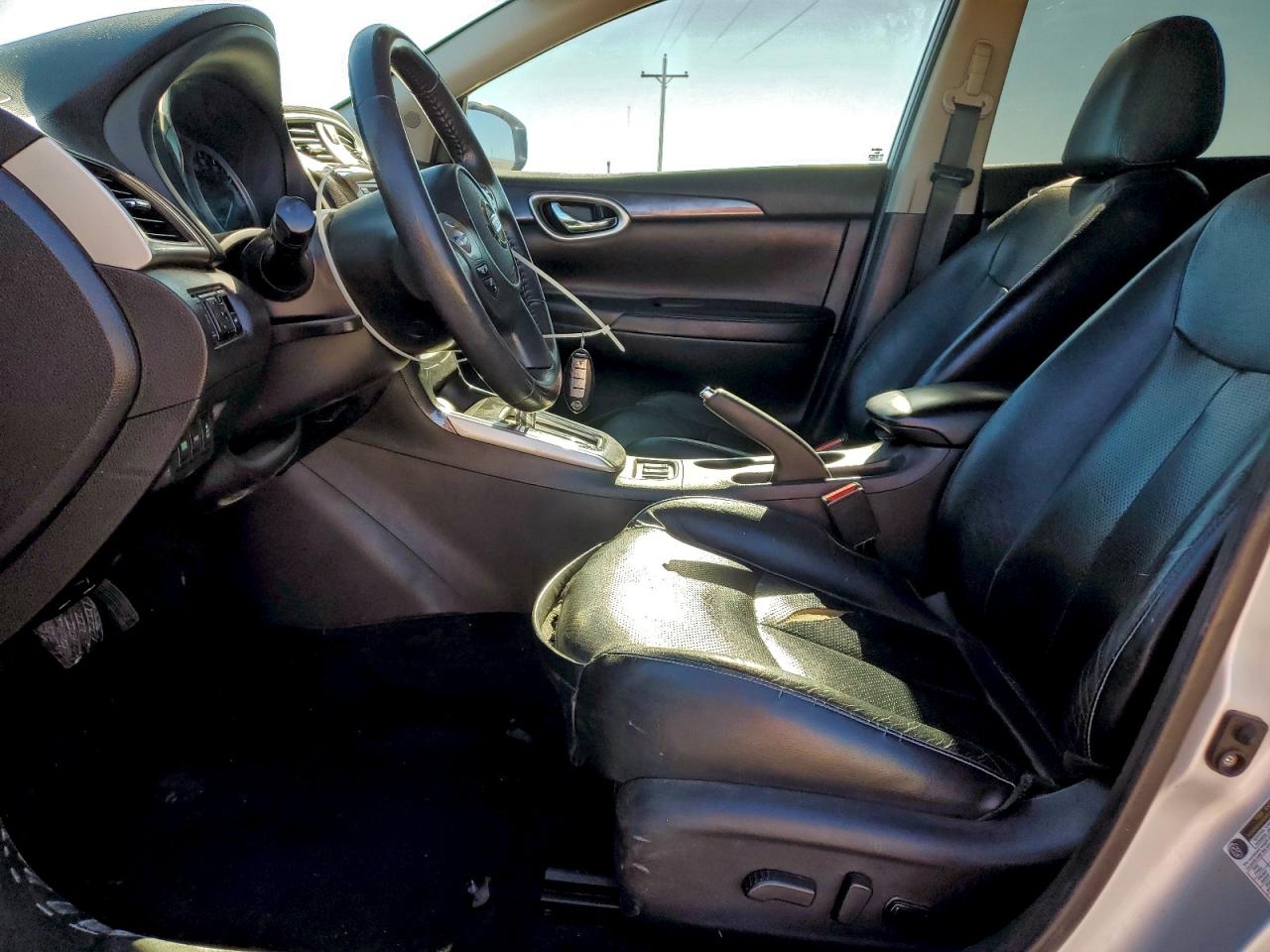 2016 NISSAN SENTRA S photo 7