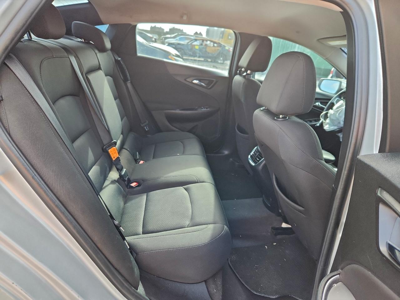 2018 CHEVROLET MALIBU LT photo 10