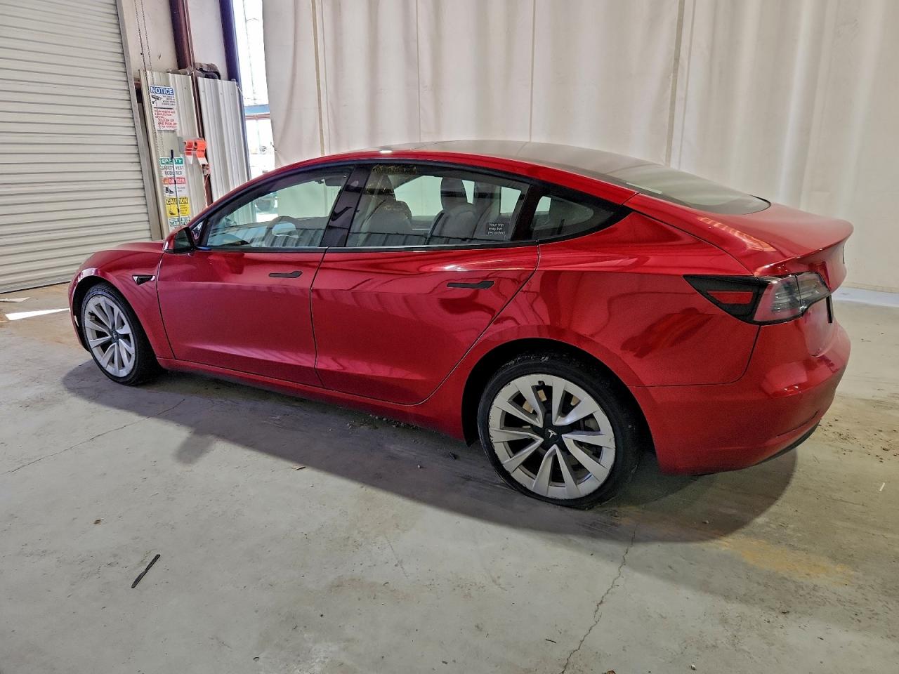2022 TESLA MODEL 3 photo 2