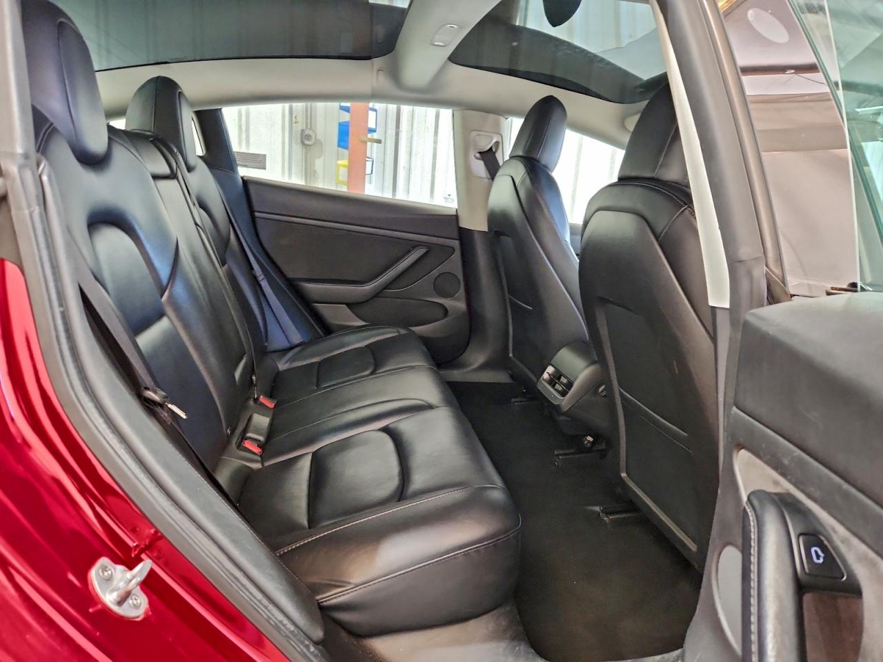 2022 TESLA MODEL 3 photo 10