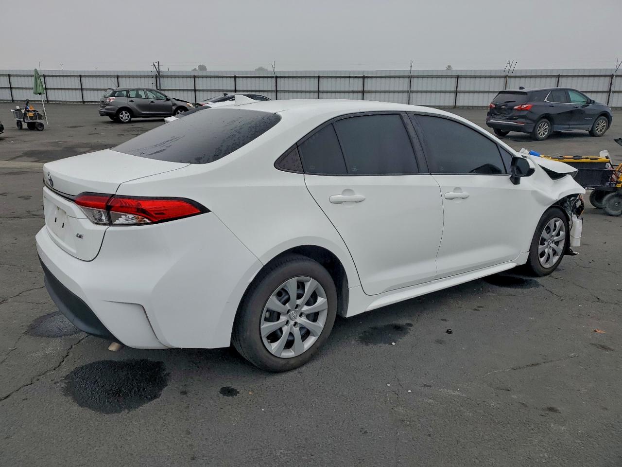2023 TOYOTA COROLLA LE photo 3
