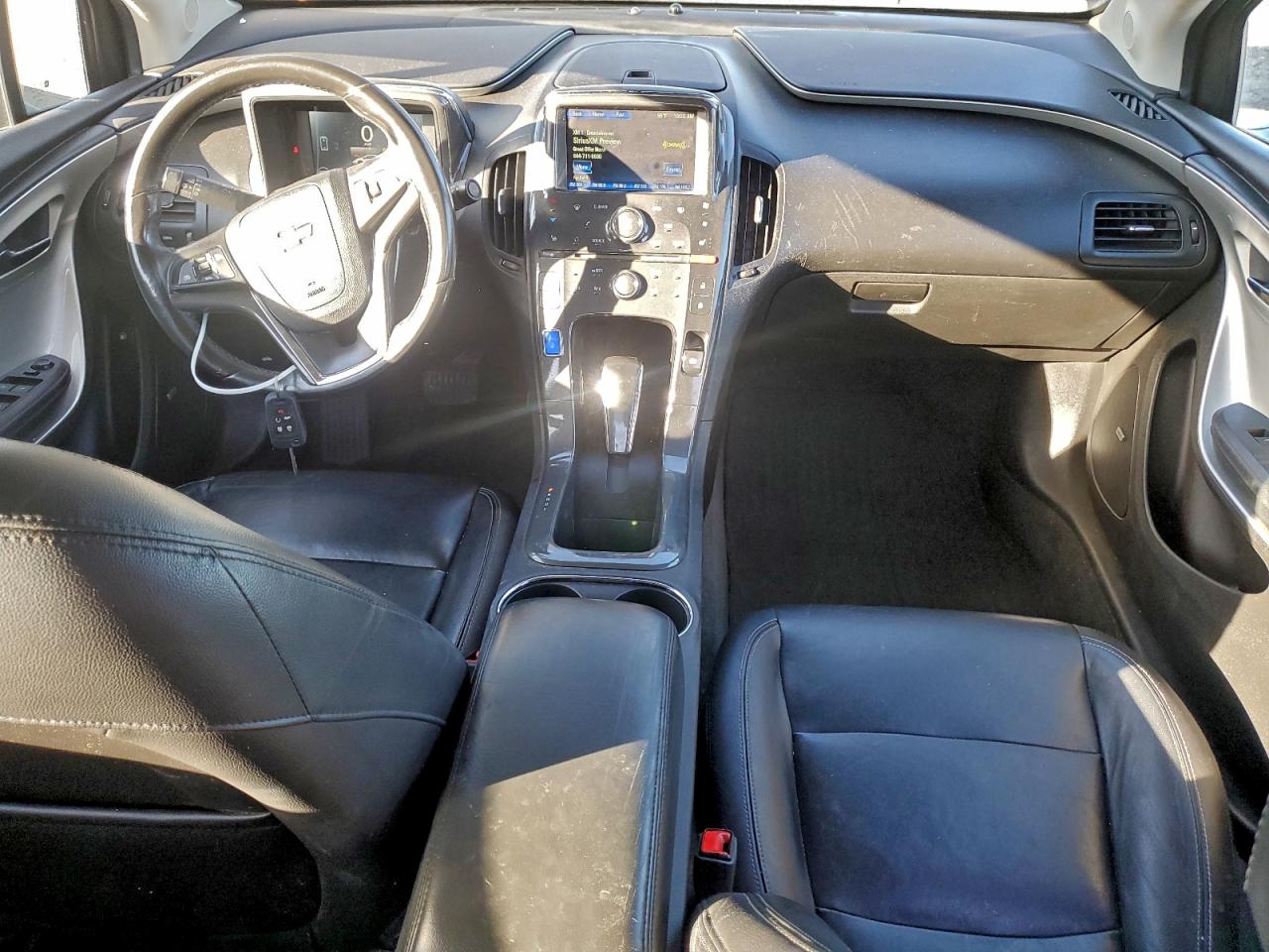 2014 CHEVROLET VOLT photo 8
