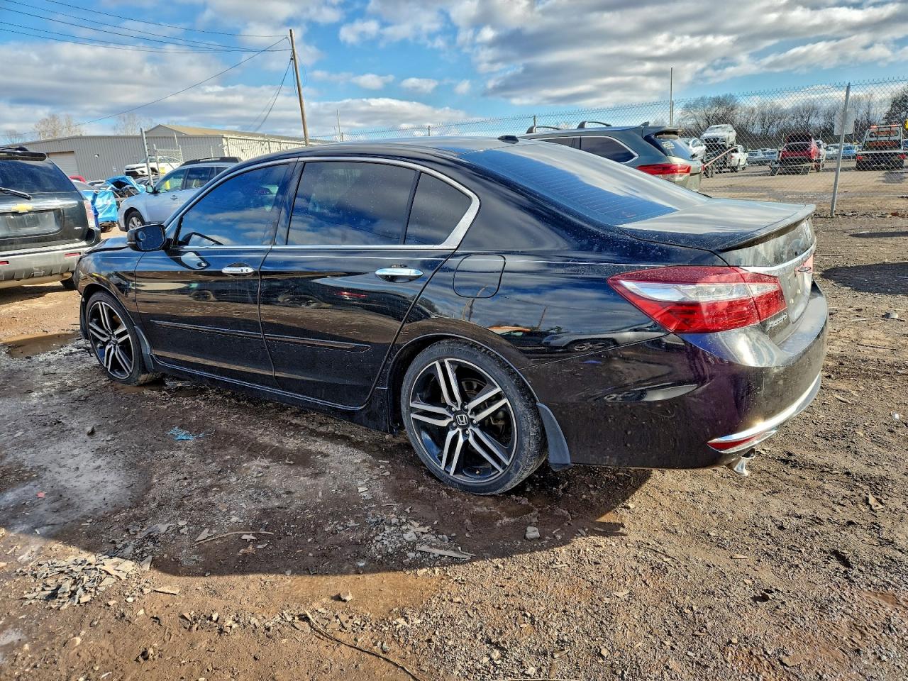 2016 HONDA ACCORD TOURING photo 2
