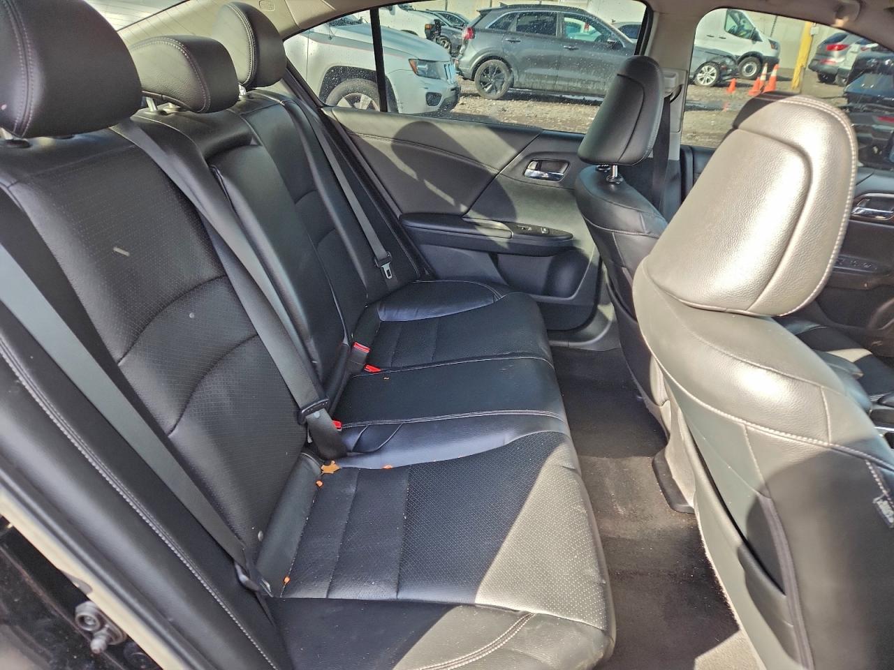 2016 HONDA ACCORD TOURING photo 10