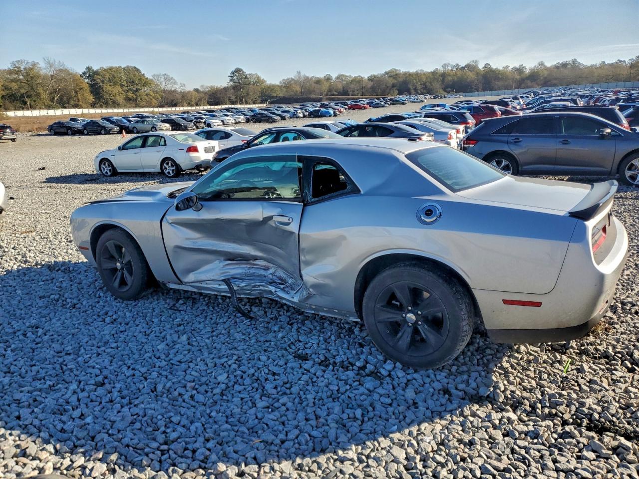 2023 DODGE CHALLENGER SXT photo 2