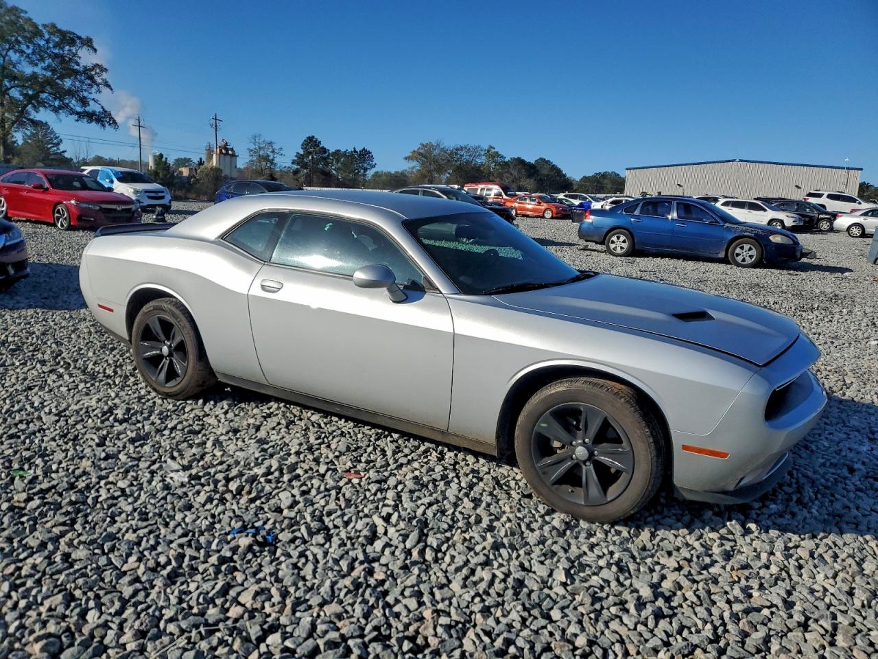 2023 DODGE CHALLENGER SXT photo 4