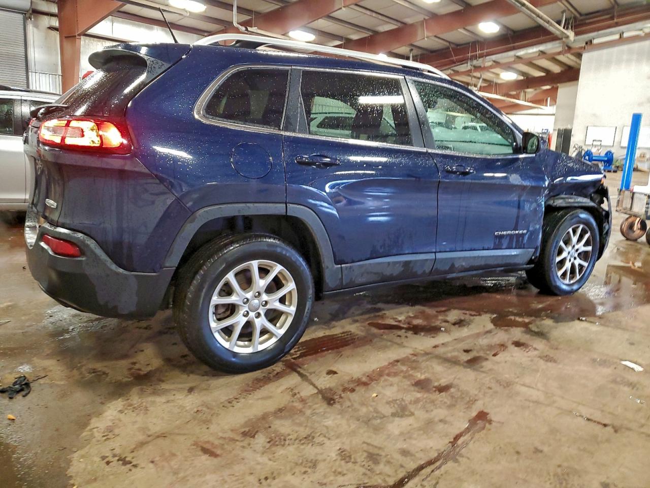 2014 JEEP CHEROKEE LATITUDE photo 3