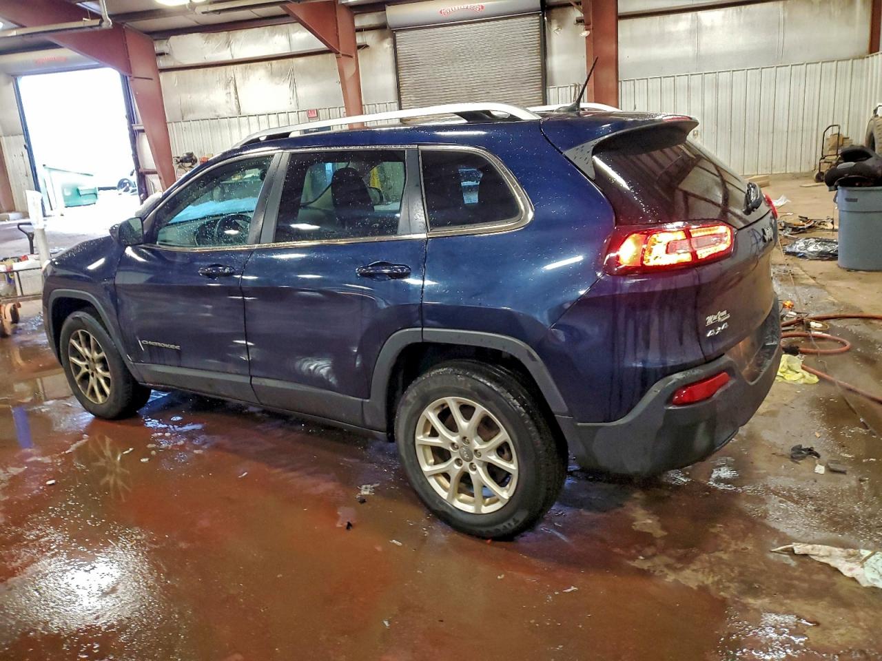 2014 JEEP CHEROKEE LATITUDE photo 2
