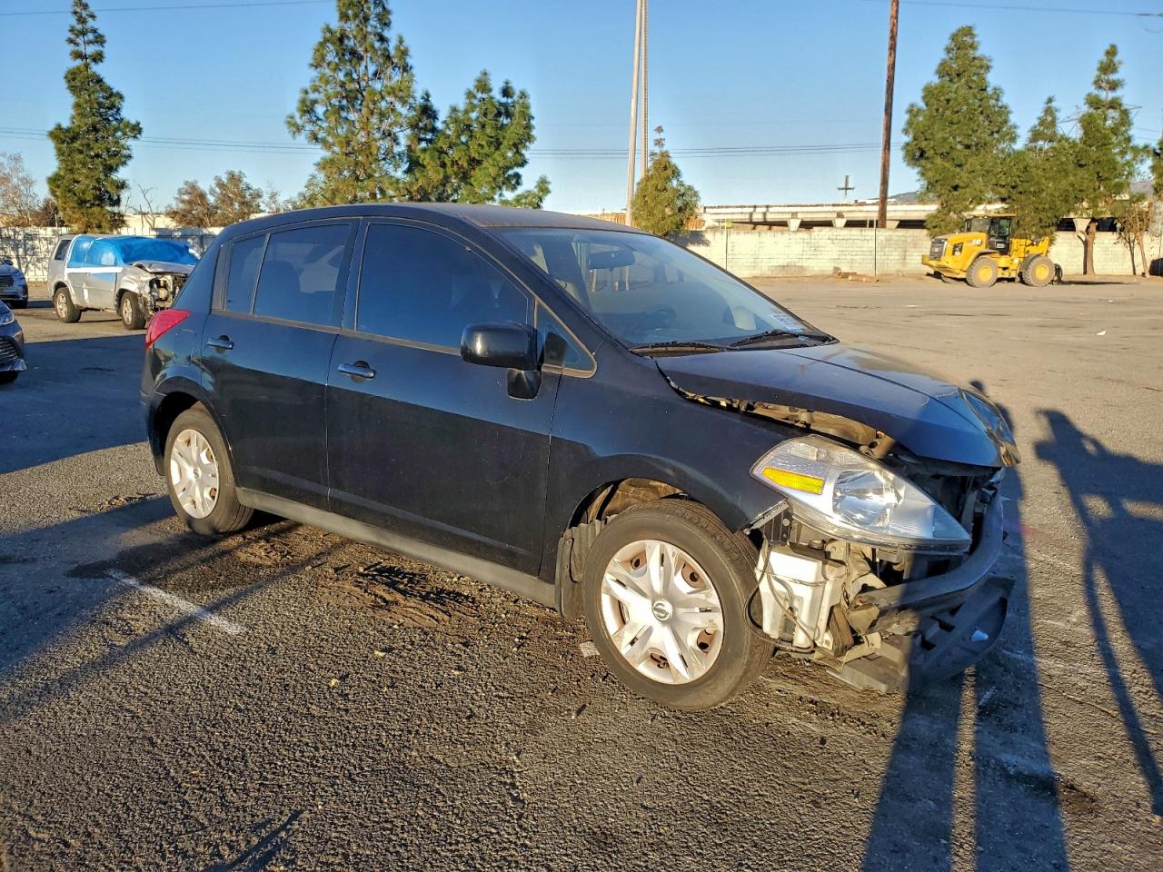 2011 NISSAN VERSA S photo 4