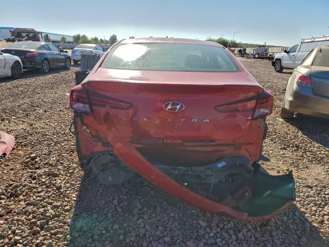 2020 HYUNDAI ELANTRA SE photo 6